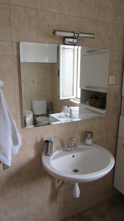 Mislav Apartment Трогір Екстер'єр фото